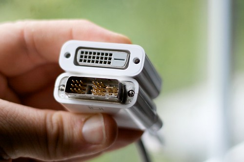 Apple Mini DisplayPort adapter FAIL by DeaPeaJay, on Flickr