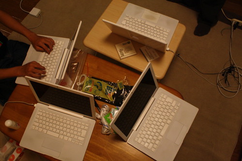 MacBook x 4