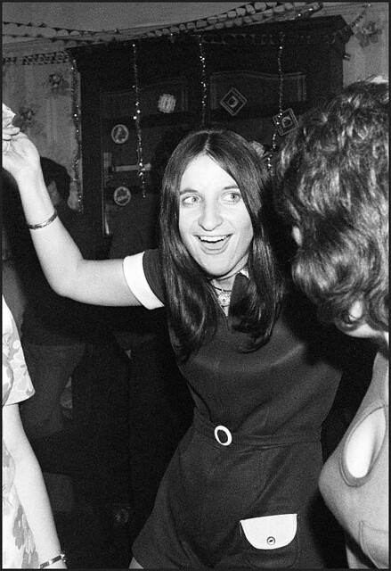 Party in Wolseley Street, 1970 - ws 323a
