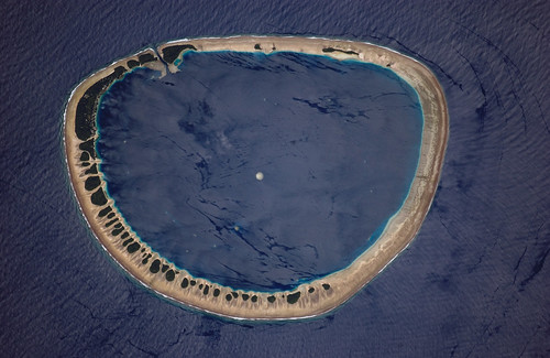 Atolón Nukuoro (Micronesia) - copyright NASA