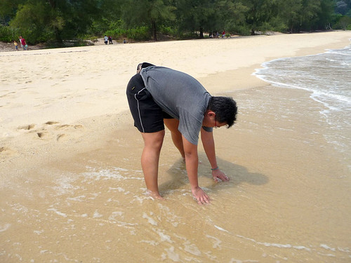 Pantai Kerachut - Kevin doing beach yoga
