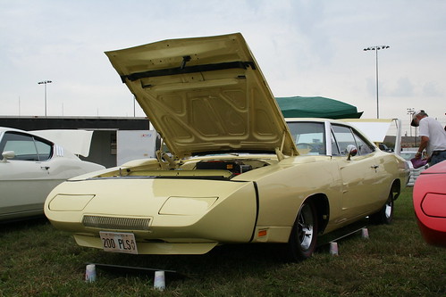 1969 Yellow Dodge Daytona