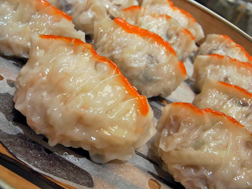 dumpling07　魚翅餃（ふかひれ蒸し餃子）