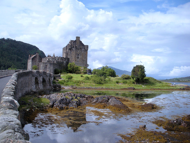 Eilean Donan Castle, Dornie Scotland by ktsparks