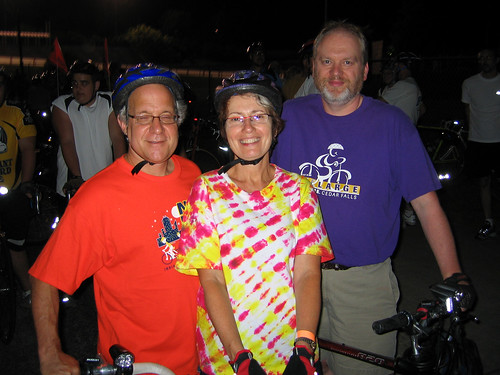 Cliff, LInda, and Dan at the Start Line