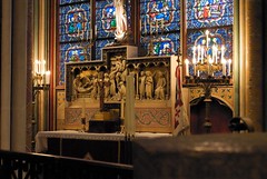 Notre-Dame de Paris an altar?
