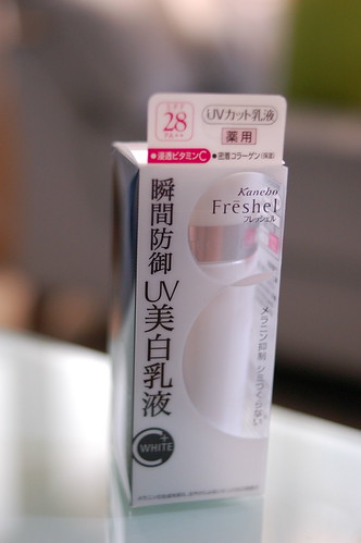Kanebo Freshel UV Cut Milk