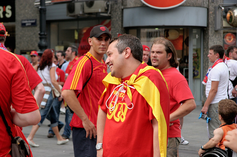 : Spanish fans