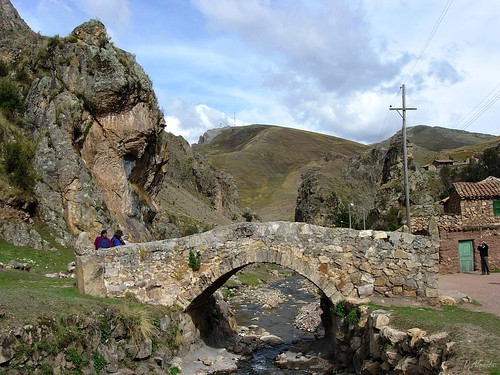 Puente en Sacsamarca, Huancavelica 1 por David Baggins.