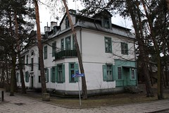 Duży murowany dom przy ulicy Kościuszki 20 w Otwocku