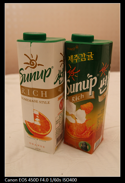 兩瓶3300韓元的柳橙汁