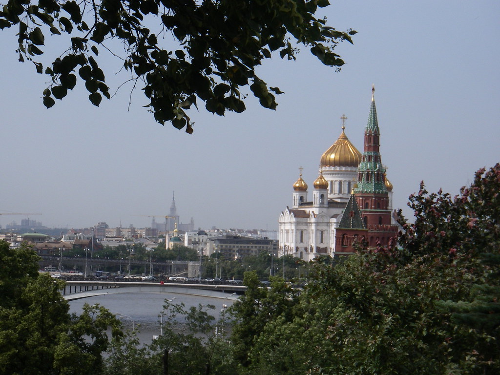 : Moscow: Kreml & Saint Saviour
