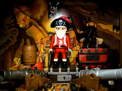 Santa King of Pirate // Père Noël Roi des Pirates