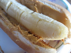 pb and banana roll by lantzilla via creative commons