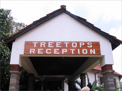 你拍攝的 33 Treetops Reception - Outspan Hotel。
