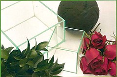 3050331798 9c4dc91d83 m d Faça você mesma: Arranjo de mesa de casamento com rosas