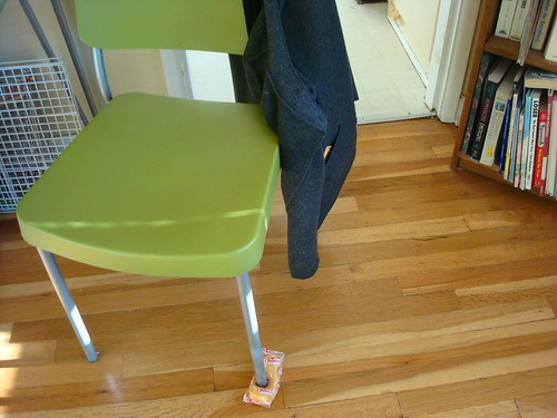 Twinkie #27: Chair balance