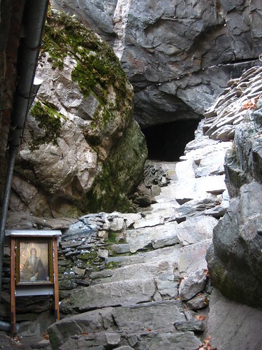 Bulgaria 033: Rila St. Ivan's Cave