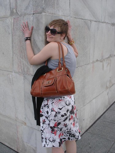Erica Hugging the Washington Monument