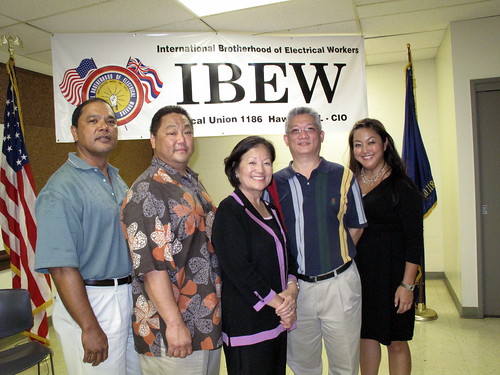 Congresswoman Hirono visits IBEW 1186 to review “Green Jobs” program