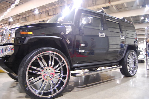  hummer w/ 30's 