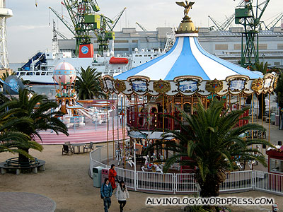 Various amusement rides available at Mosaic Garden