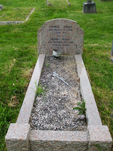 Headstone of Charles Jelley & Eileen nee Lundy