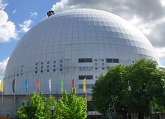 Globen with red cabin