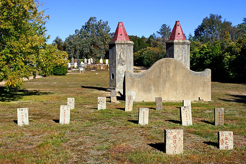 Chinese Burning Towers, Beechworth Cemetery, Victoria, Australia IMG_4932_Beechworth