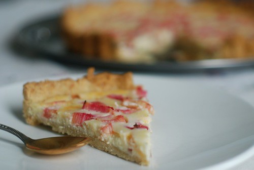 rabarbrikook kondenspiima ja toorjuustuga/rhubarb pie with condensed milk and cream cheese