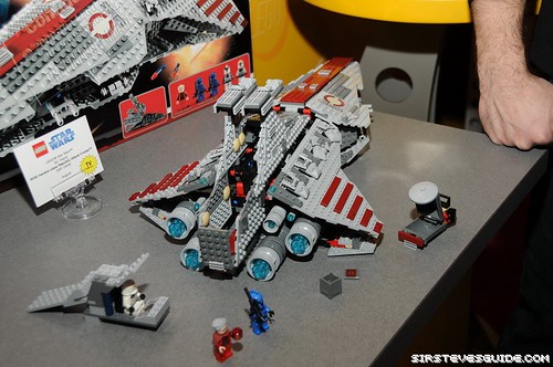 Lego Star Wars 8039. republic lego attack fair