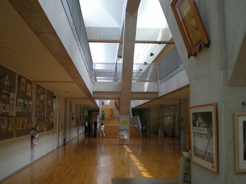Harima Kogen Higashi Primary School