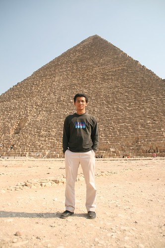 Depan Pyramid