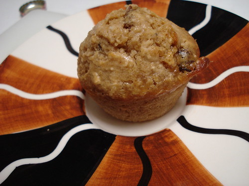 Oatmeal raisin spice muffins