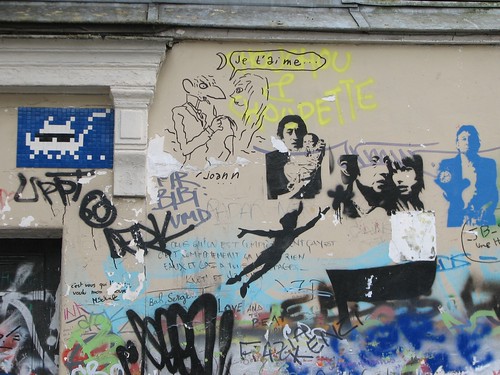 (deleted) -- streetart invader paris graffiti spaceinvaders stencil