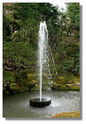 號稱日本最古老的噴泉