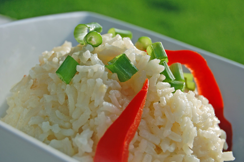 Arroz Blanco (Puerto Rican White Rice) - Mexican Appetizers and More!