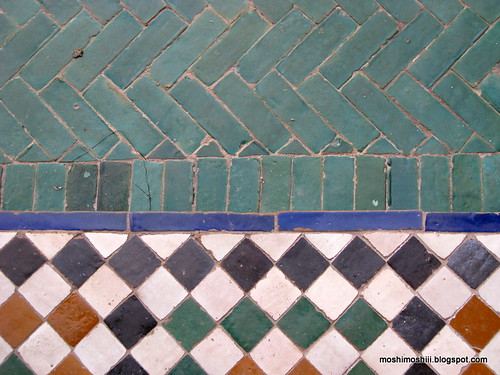 tiles - azulejos - zelleigs
