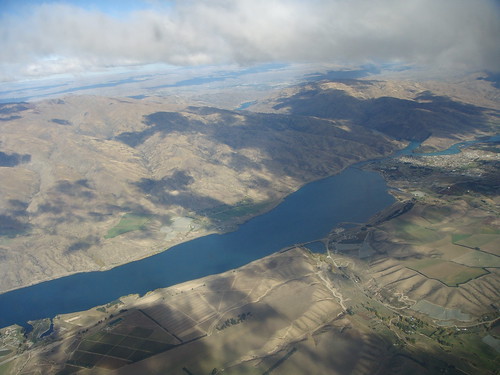 Flying from Auckland to Queenstown