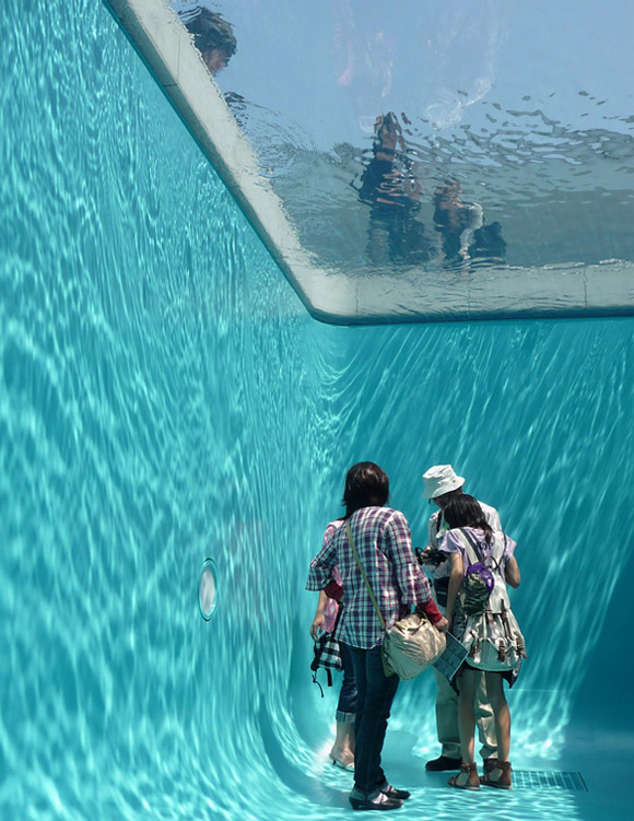 Simulated-swimming-pool-with-room-inside