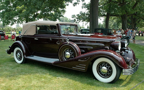  0421 Cadillac V16 Convertible Victoria by Fleetwood 1933 by chris74 250