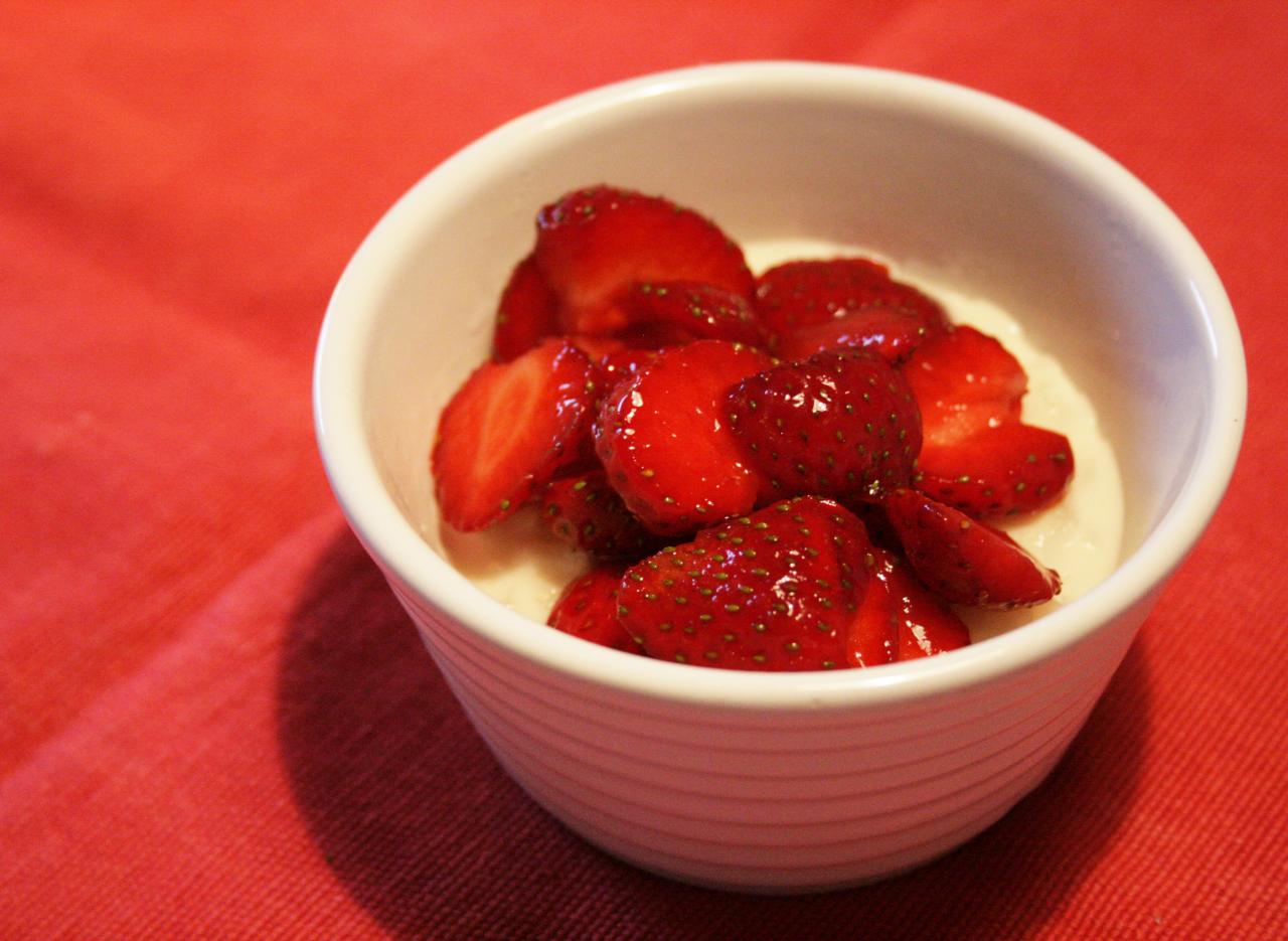coconut rice with strawberries