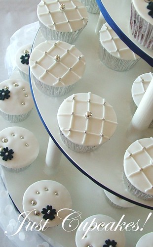 Blue And White Wedding Cupcakes. Wedding Cupcakes. White