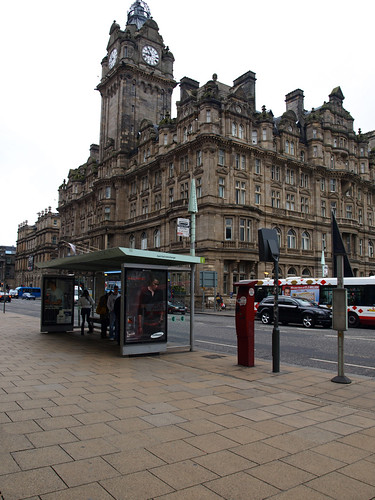 Edinburgh New Town(in front of Disney Store) - 6