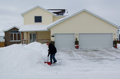 shoveling out Jan. 2009