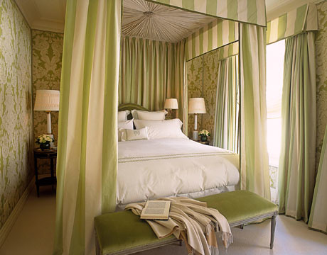 Green bedroom: Silk + velvet + damask