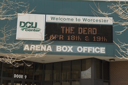 The Dead on the DCU Center marquee -- 4/18 & 19/09 [copyright Jay Blakesberg]