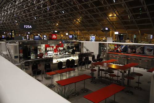 Cafe in Charles de Gaulle airport being set up