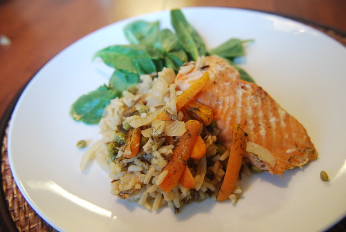 Salmon, wild rice blend, spinach, veg