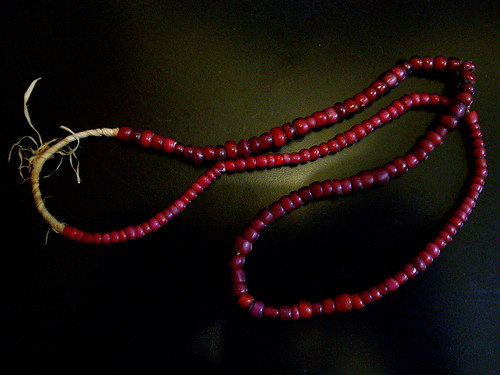 vintage WH beads red 1